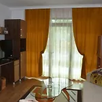 Mimosa Guest house 4*